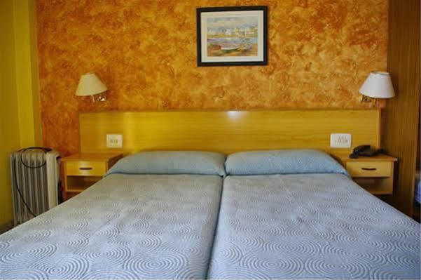 Hotel Clibomar Jamaica Гандія Екстер'єр фото